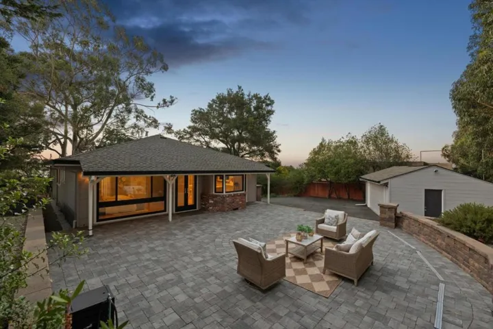 635 Capuchino Drive, Millbrae, California 94030