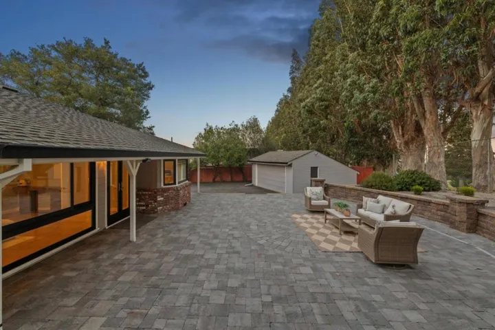 635 Capuchino Drive, Millbrae, California 94030