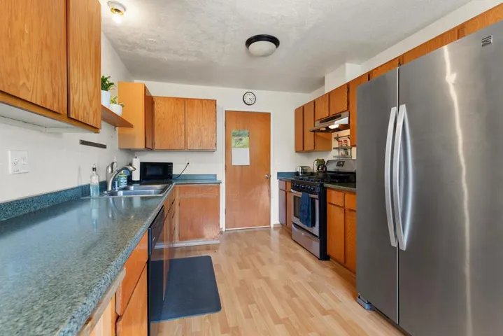 13 Altamont Drive, Watsonville, California 95076