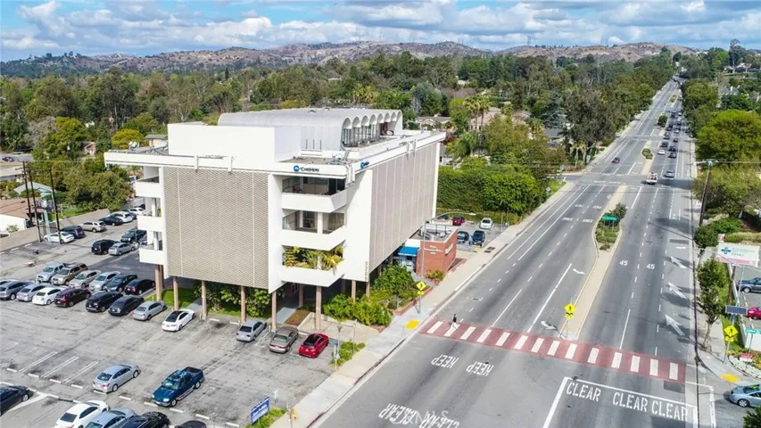 9209 Colima Road, Whittier, California 90605