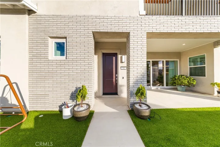 262 Sora, Irvine, California 92618