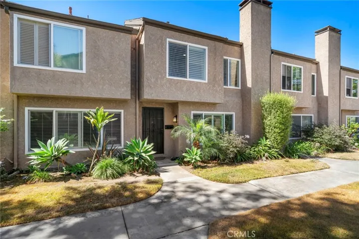 10853 Poly Court, Fountain Valley, California 92708