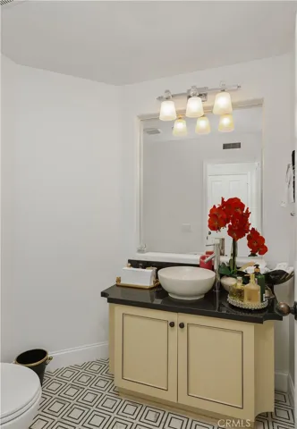 7 Lyon, Newport Coast, California 92657