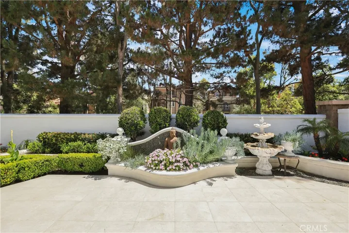 7 Lyon, Newport Coast, California 92657