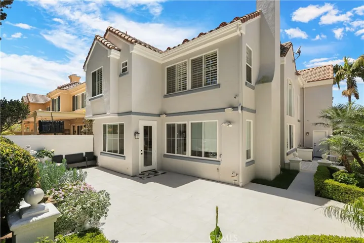 7 Lyon, Newport Coast, California 92657
