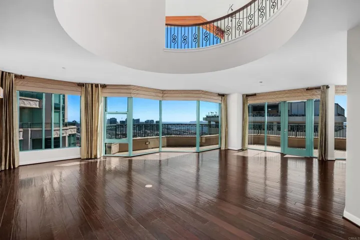 2500 6th Avenue Penthouse 3, San Diego, California 92103
