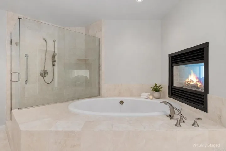 2500 6th Avenue Penthouse 3, San Diego, California 92103