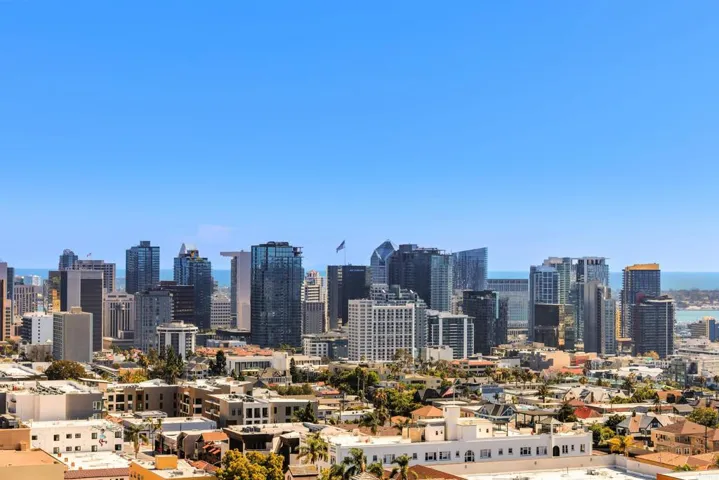 2500 6th Avenue Penthouse 3, San Diego, California 92103