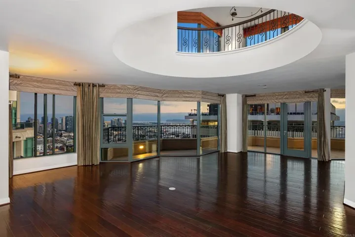 2500 6th Avenue Penthouse 3, San Diego, California 92103
