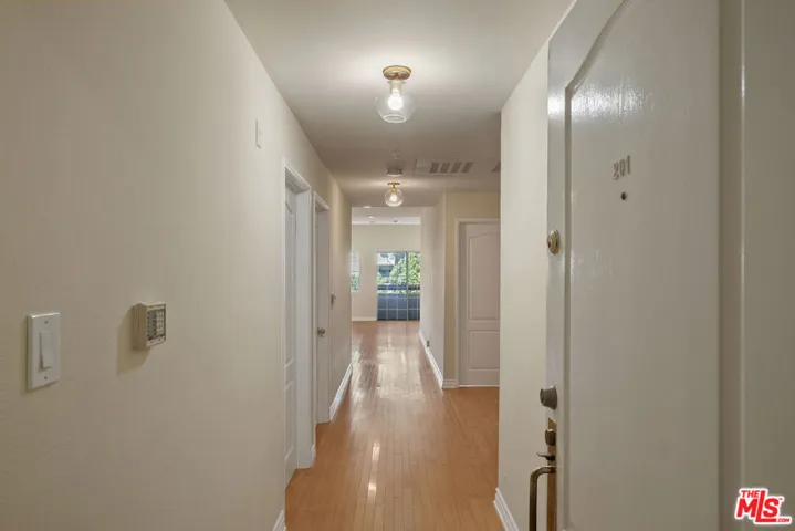 923 Euclid Street 201, Santa Monica, California 90403