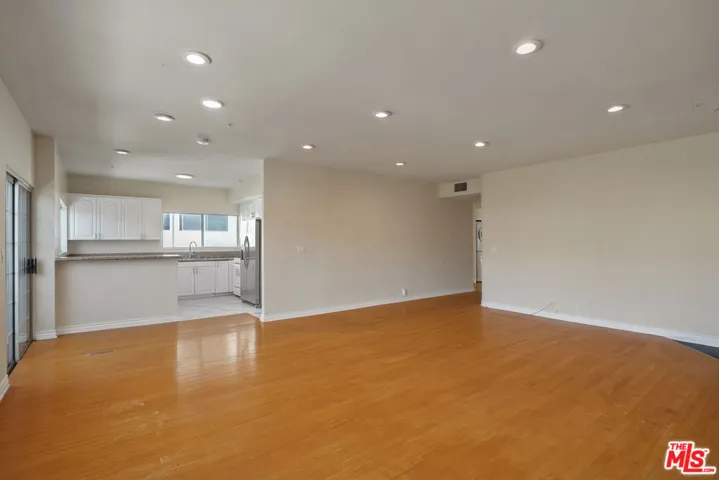 923 Euclid Street 201, Santa Monica, California 90403