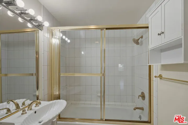 923 Euclid Street 201, Santa Monica, California 90403