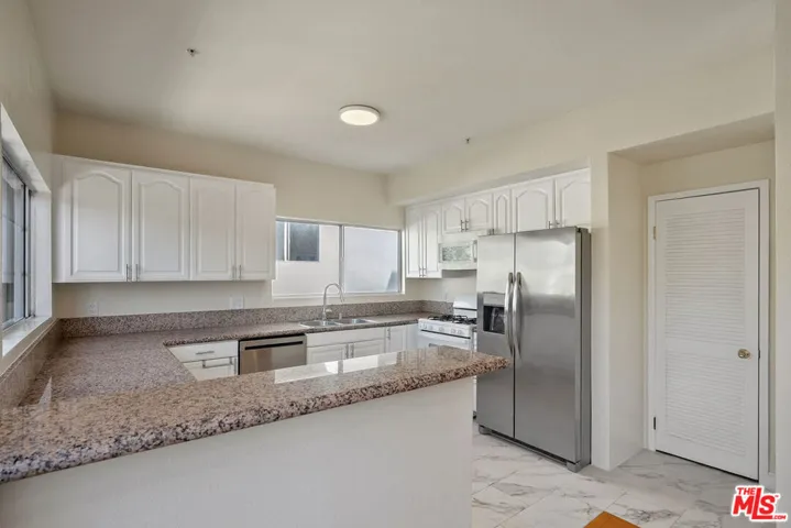 923 Euclid Street 201, Santa Monica, California 90403