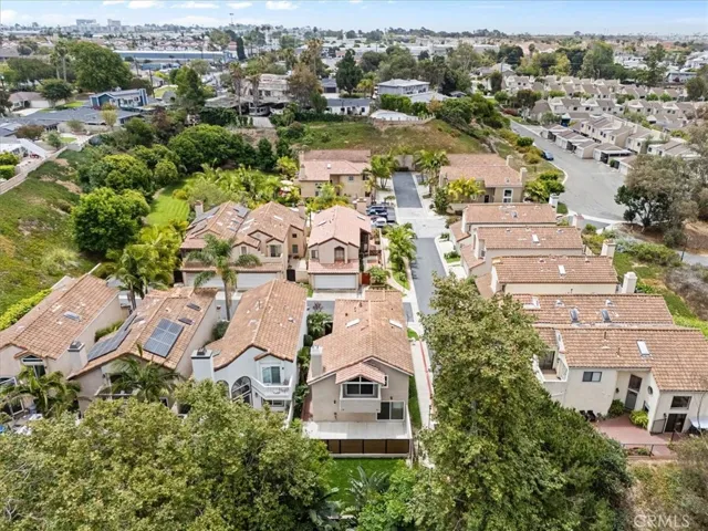1945 Sundance, Costa Mesa, California 92627