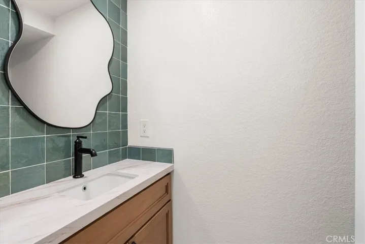 1945 Sundance, Costa Mesa, California 92627