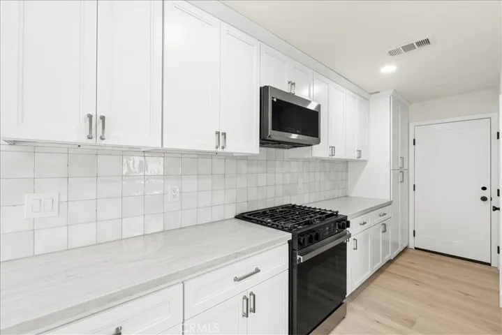 1945 Sundance, Costa Mesa, California 92627