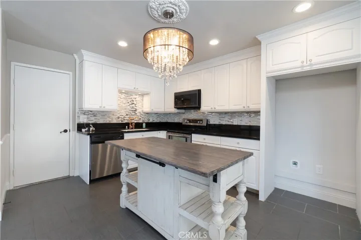 3423 Revere, Riverside, California 92503