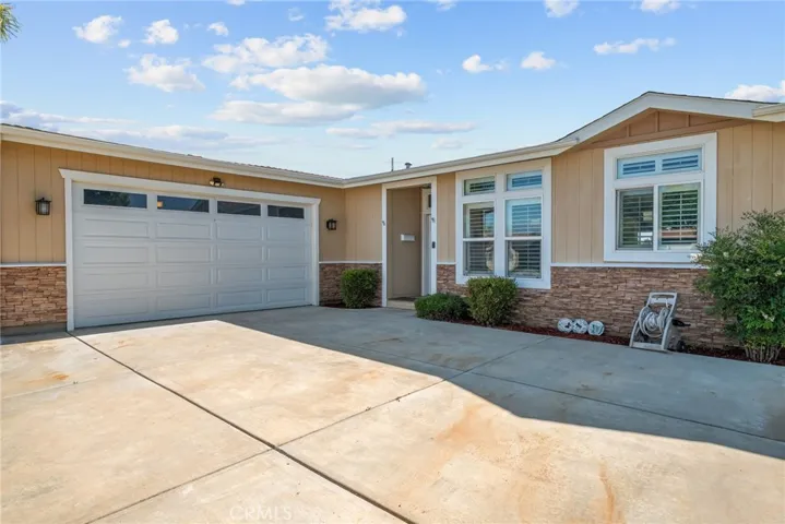 10961 Desert Lawn (508 Poplar) Drive 508, Calimesa, California 92320