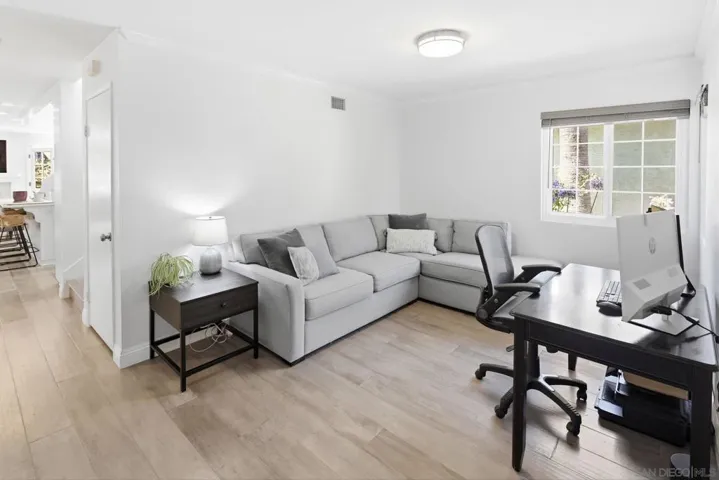 12027 Rue Des Amis, San Diego, California 92131