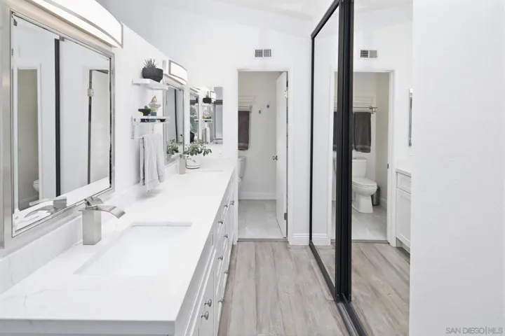 12027 Rue Des Amis, San Diego, California 92131