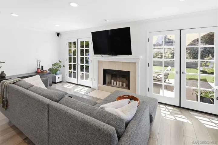 12027 Rue Des Amis, San Diego, California 92131