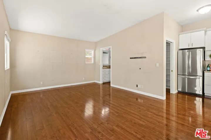5849 W 76th Street, Los Angeles, California 90045