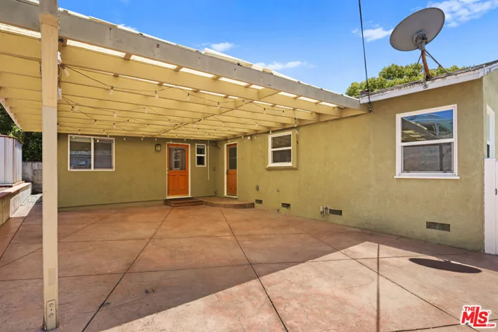 5849 W 76th Street, Los Angeles, California 90045