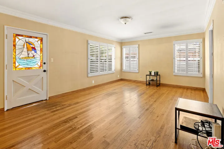 5849 W 76th Street, Los Angeles, California 90045