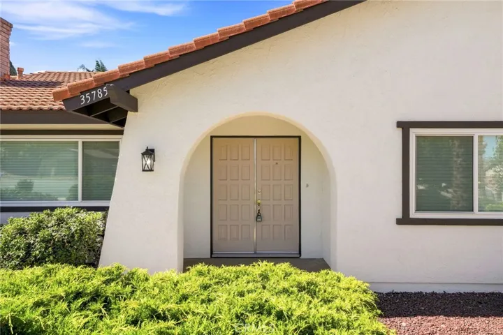 35785 Date Avenue, Yucaipa, California 92399