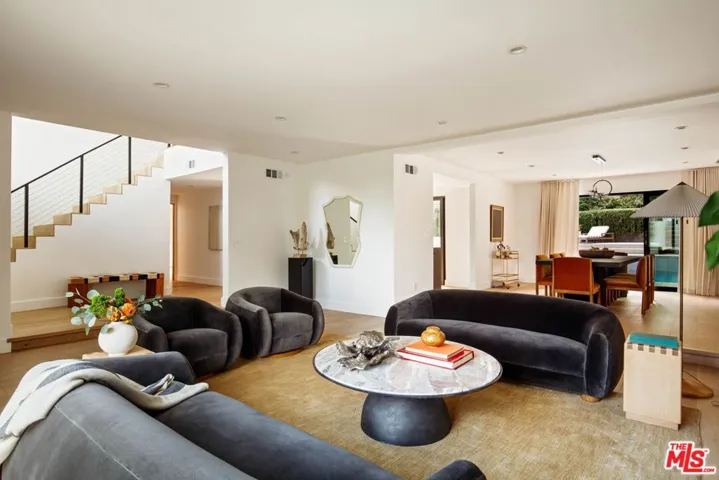 10837 Via Verona Street, Los Angeles, California 90077
