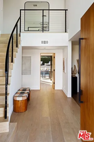 10837 Via Verona Street, Los Angeles, California 90077