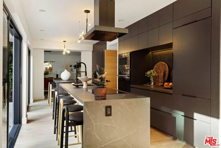 10837 Via Verona Street, Los Angeles, California 90077