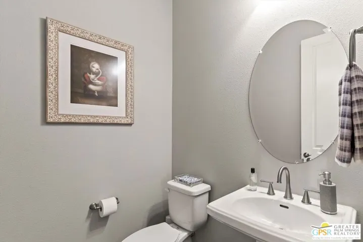 67360 N Laguna Drive, Cathedral City, California 92234