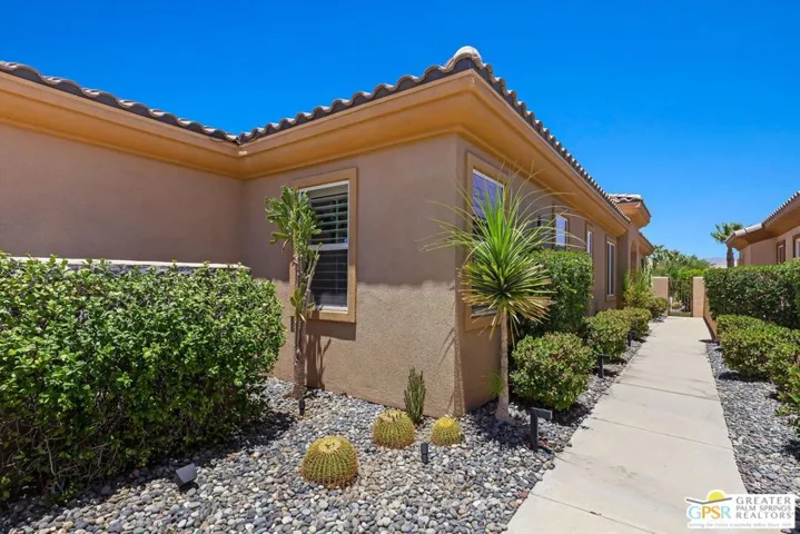 67360 N Laguna Drive, Cathedral City, California 92234