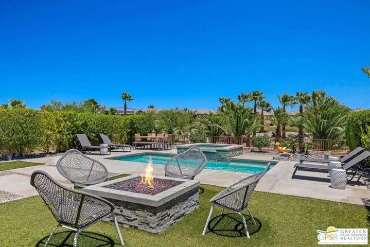 67360 N Laguna Drive, Cathedral City, California 92234