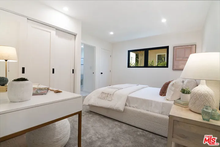 1145 S Crest Drive, Los Angeles, California 90035