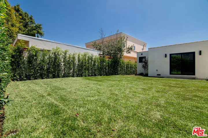 1145 S Crest Drive, Los Angeles, California 90035