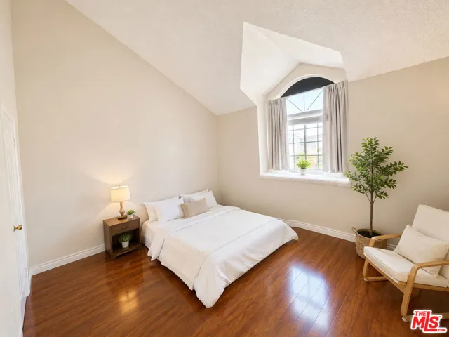 8950 Serapis Avenue 10, Downey, California 90240