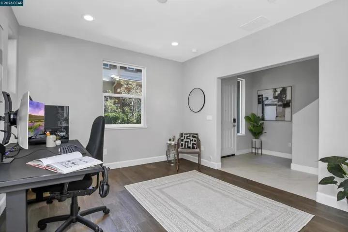1st level office or 4th bedroom