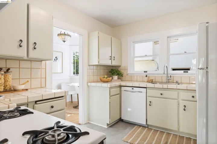 538 Weldon Ave, Oakland, California 94610