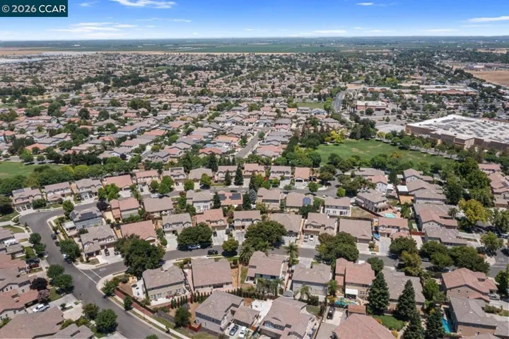 1117 Van Gogh Lane, Patterson, California 95363