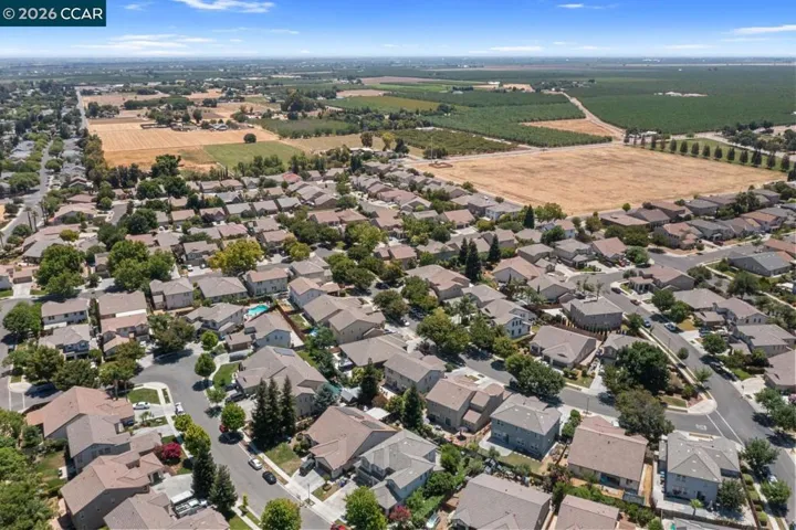 1117 Van Gogh Lane, Patterson, California 95363