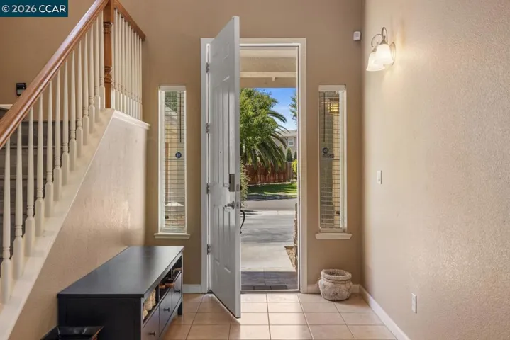 1117 Van Gogh Lane, Patterson, California 95363