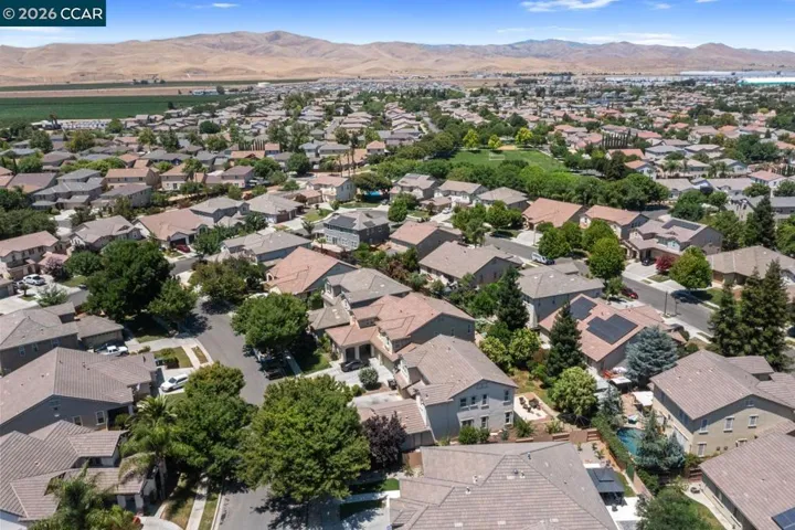 1117 Van Gogh Lane, Patterson, California 95363