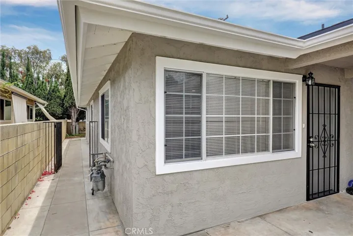 402 E Glendale Drive, Orange, California 92865