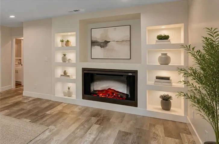 402 E Glendale Drive, Orange, California 92865