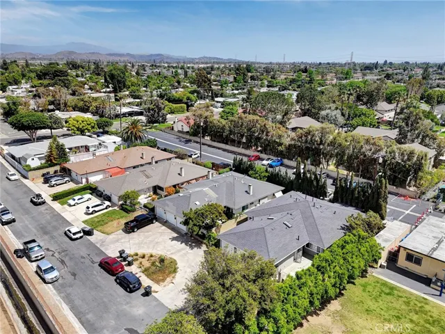 402 E Glendale Drive, Orange, California 92865