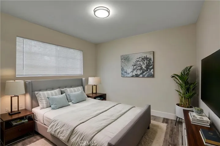 402 E Glendale Drive, Orange, California 92865