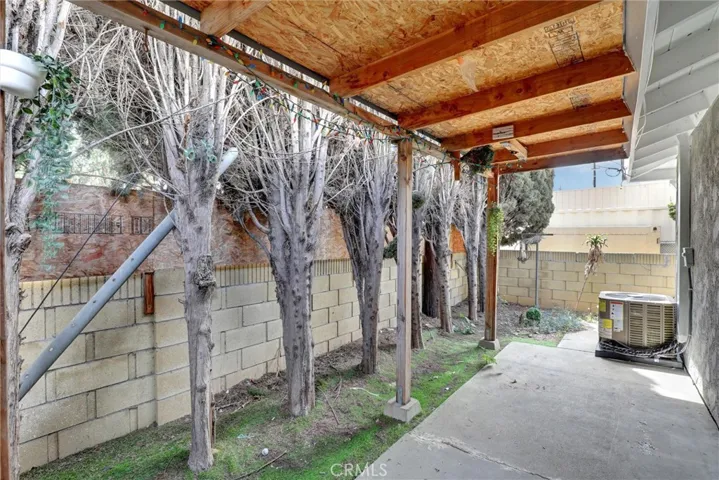402 E Glendale Drive, Orange, California 92865