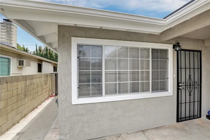 402 E Glendale Drive, Orange, California 92865